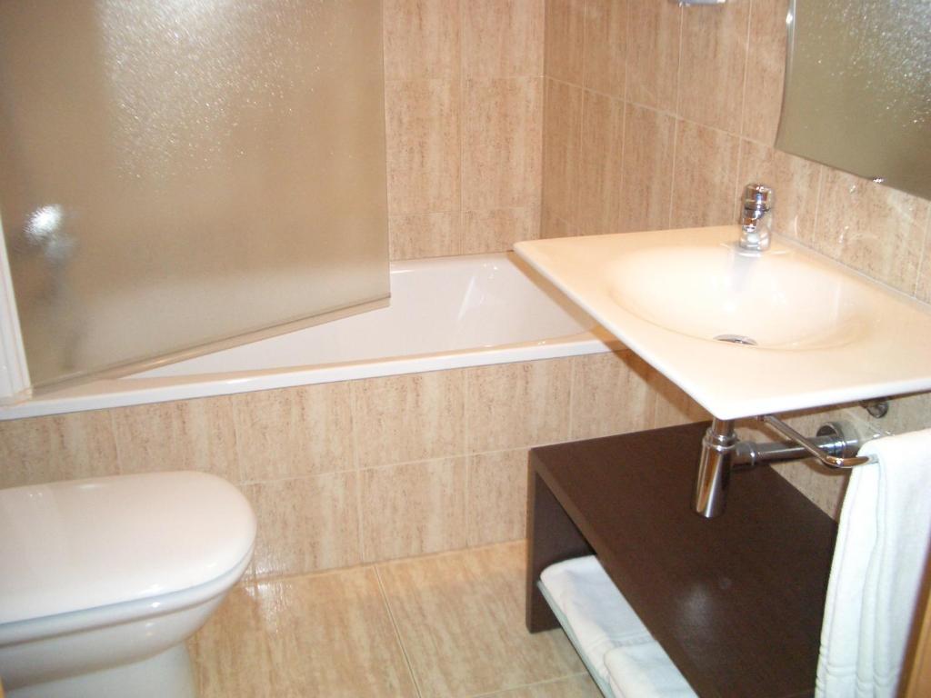 Hotel Pique Gandesa Room photo